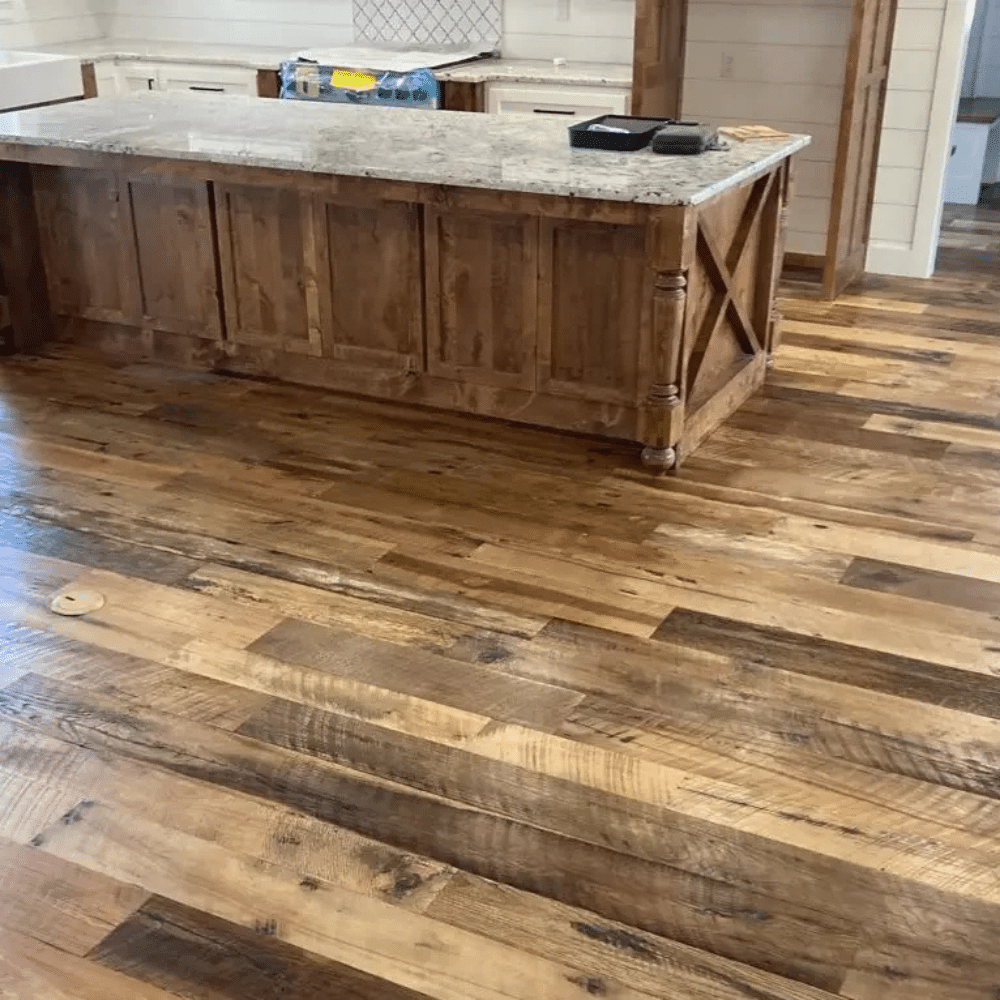 Reclaimed Engineered Mixed Oak Barn Hardwood Flooring – 3/4" x Mixed Width - Image 2